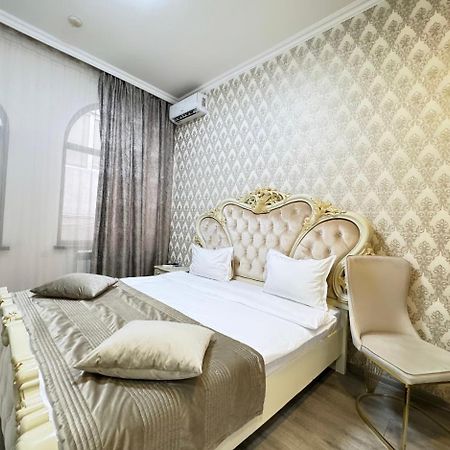 Yerevan Hotel Buitenkant foto