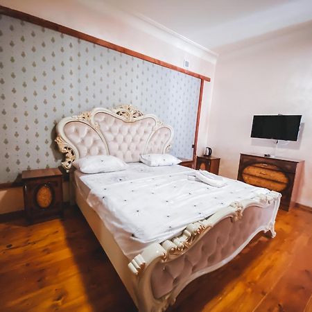 Yerevan Hotel Buitenkant foto