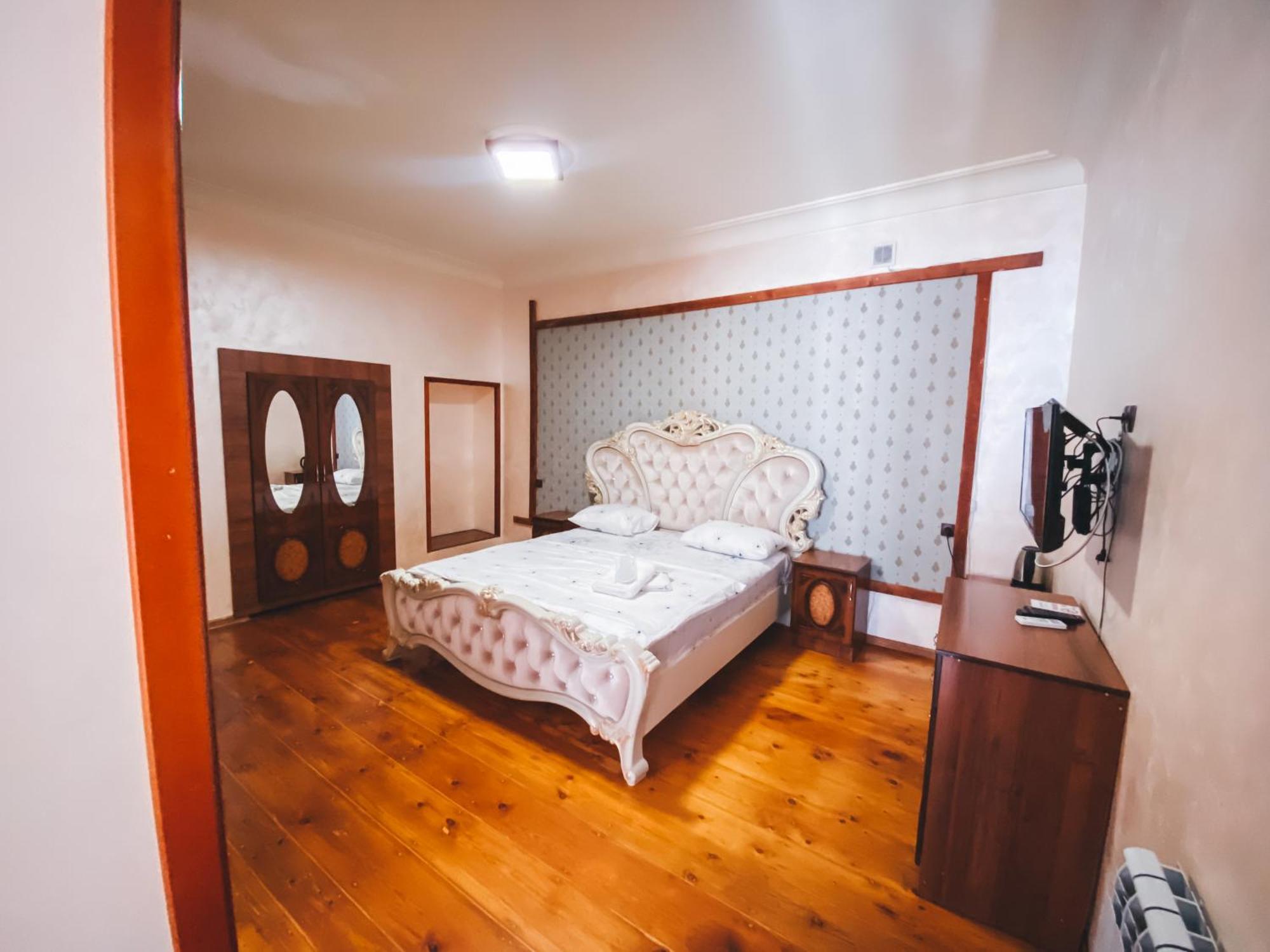 Yerevan Hotel Buitenkant foto